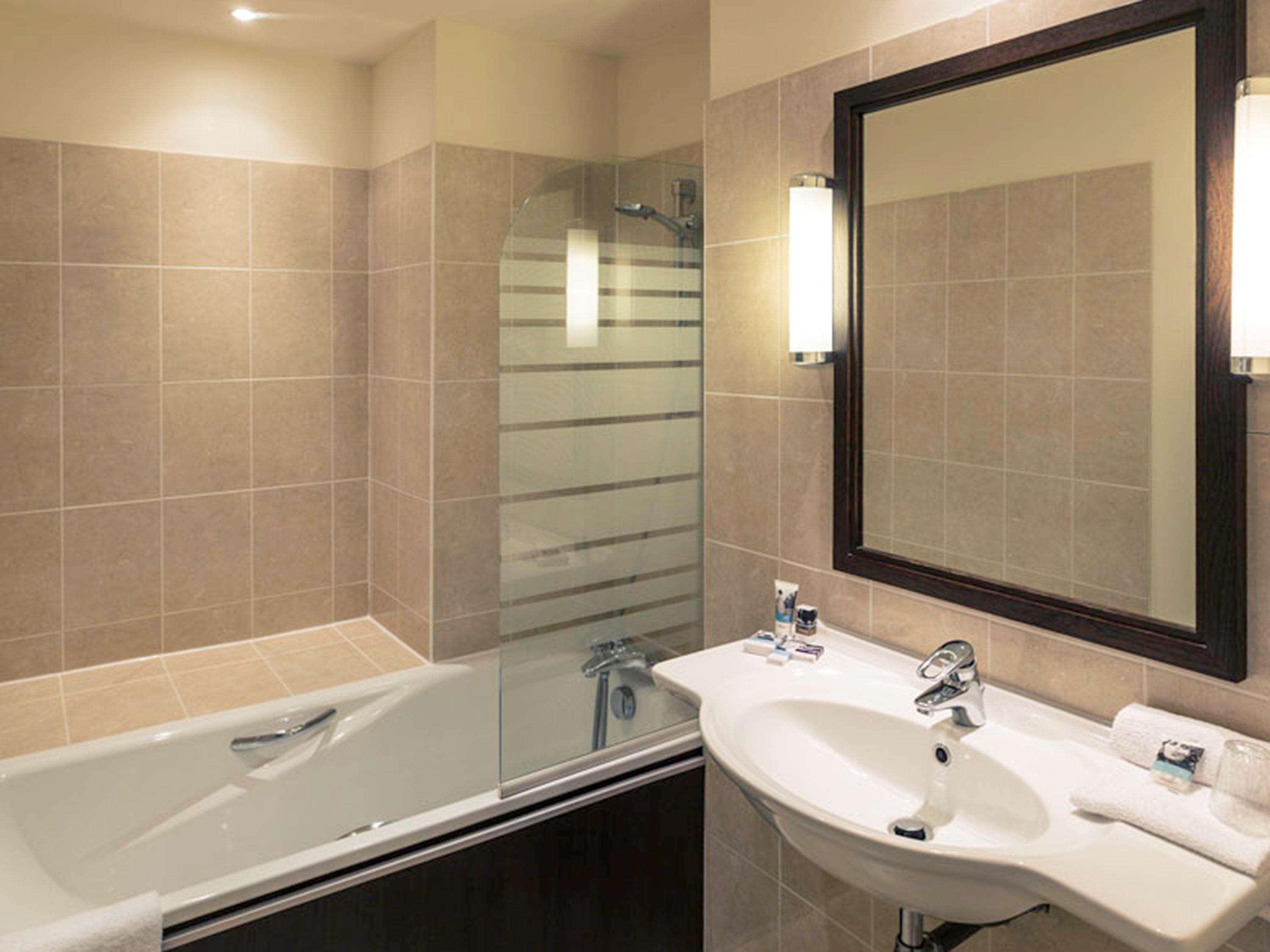 Hotel Mercure Rennes Cesson Екстер'єр фото
